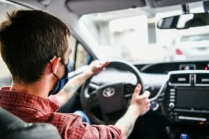 escobar tasa a uber y pedido ya