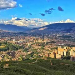 Así puedes comprar casa en Colombia con inmobiliarias en Medellín