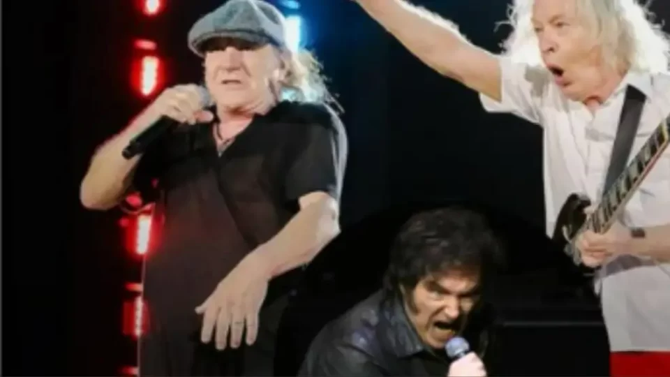 Milei celebró una supuesta invitación de AC/DC