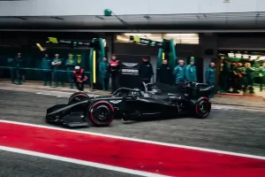 polémica por el diseño de Aston Martin