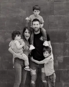 Lionel Messi Las fotos inéditas que compartió Antonela Roccuzzo por su cumpleaños
