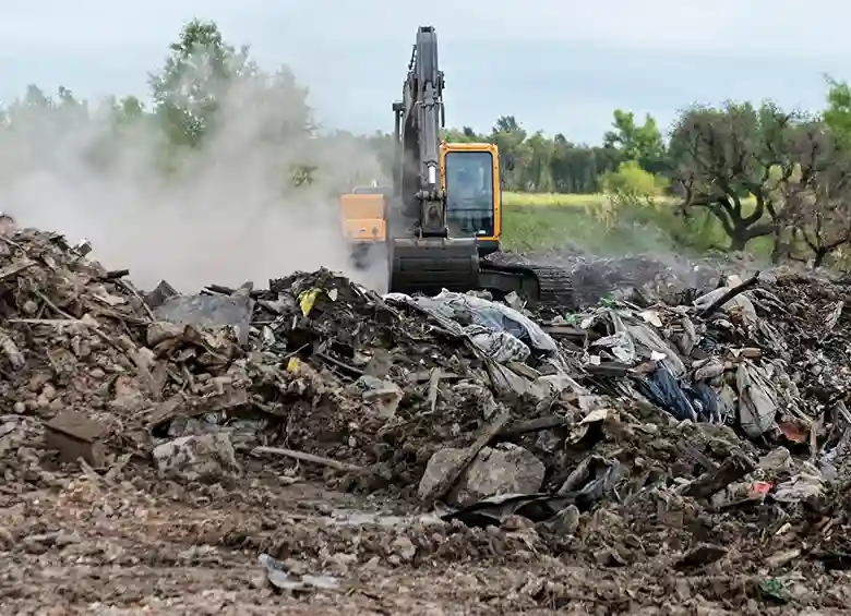 escobar reclama 100 millones basural maschwitz